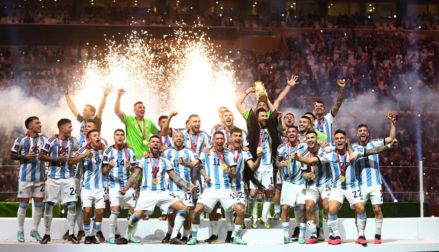Argentina clinches FIFA World Cup 2022 title, Messi lifts the TROPHY! after 4-2 penalty shootout win