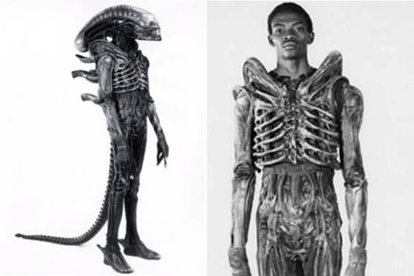 Bolaji Badejo, who actually played the Alien, on the set of 'Alien' in 1978