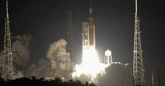 Astronauts to live and work on the moon by 2030, Nasa official says