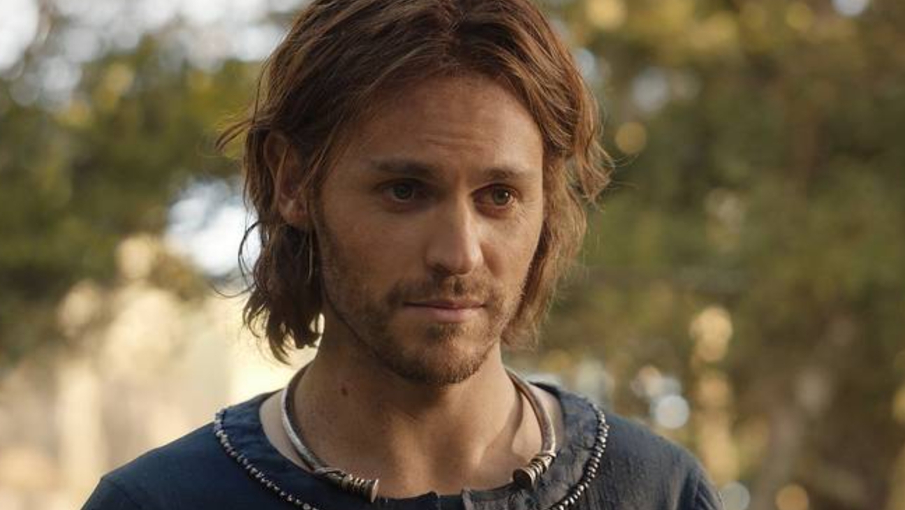 Sauron actor Charlie Vickers didn't know he was Sauron