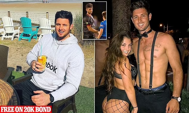 Irish soccer coach Shane McInerney accused of mooning first-class Delta passengers