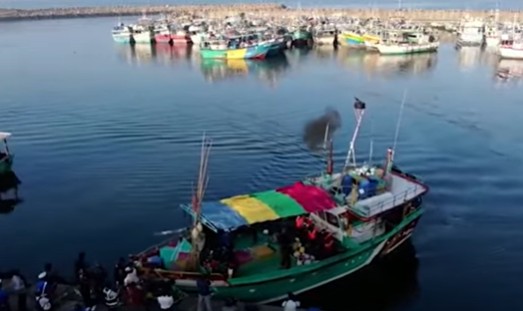 Sri Lanka Navy Seizes Fishing Trawler Carrying Suspected Narcotics Off Dondra